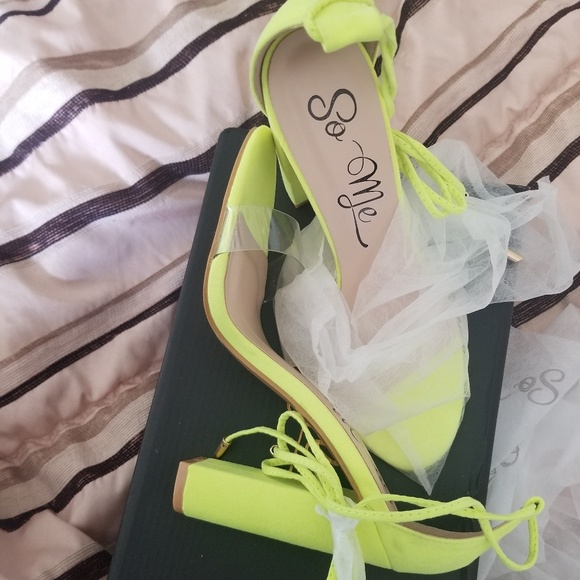 Sandals - Picture 2 of 4